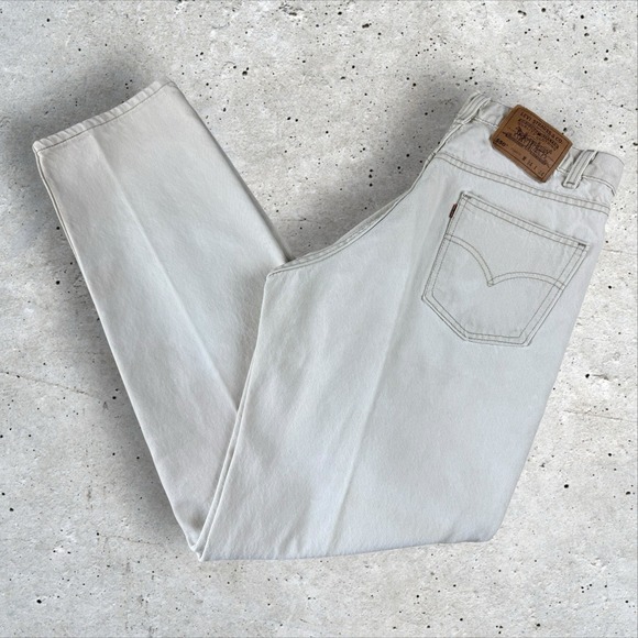 Vintage 90s Levi's 550 Orange Tab Relaxed Taper‎ Fit Jeans Fits 31x34 White USA - Picture 1 of 8